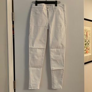 American Eagle White Jeans